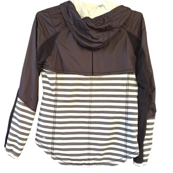 Lululemon Get Up And Glow Jacket Size 8 Mint Green & Black Stripes Reflective - Picture 5 of 13